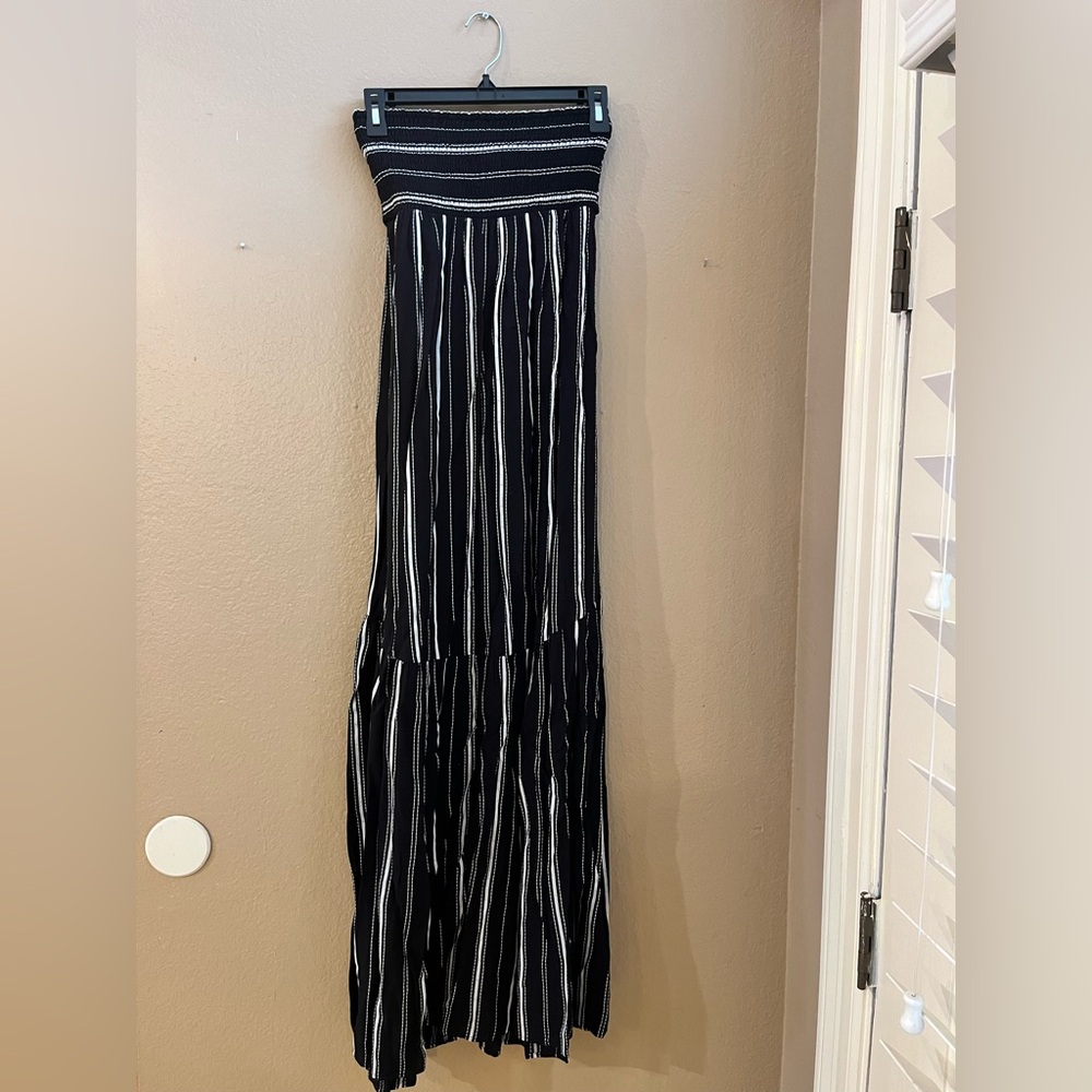 LOFT Black and White Striped Maxi Dress with Front Tie - Picture 4 of 4